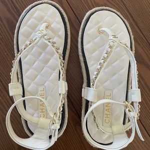 Chanel lamb skin sandals 8.5 (39)